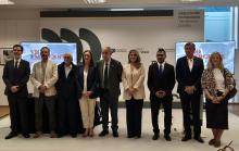 Foto de familia del evento de presentación del estudio con la decana Lucy Amigo